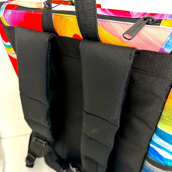 NWT Hershel multi color laptop bag/ backpack/ daypack and pouch - Picture 4 of 7